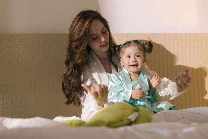 Elizabeth Dressing Robe ( italian silk )