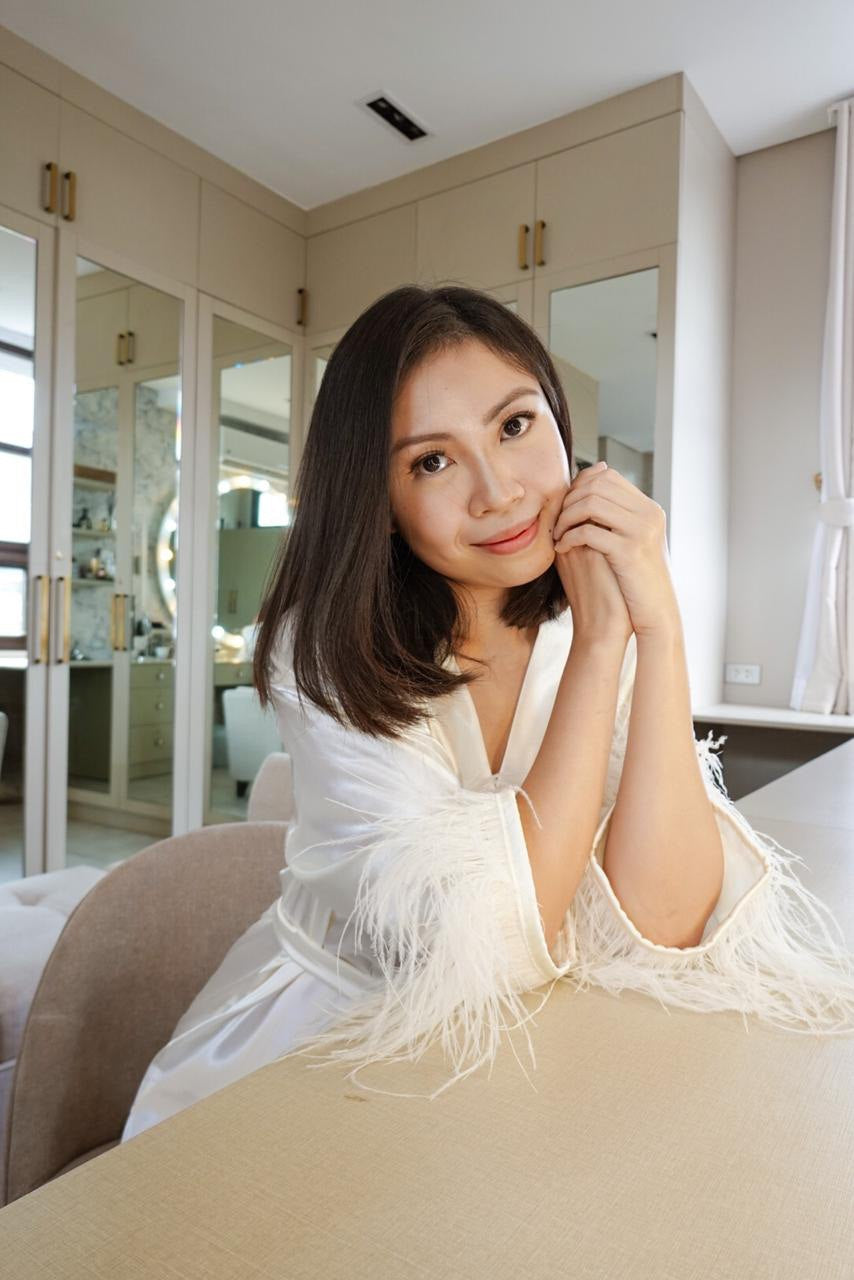 Luna  Robe ( local silk )