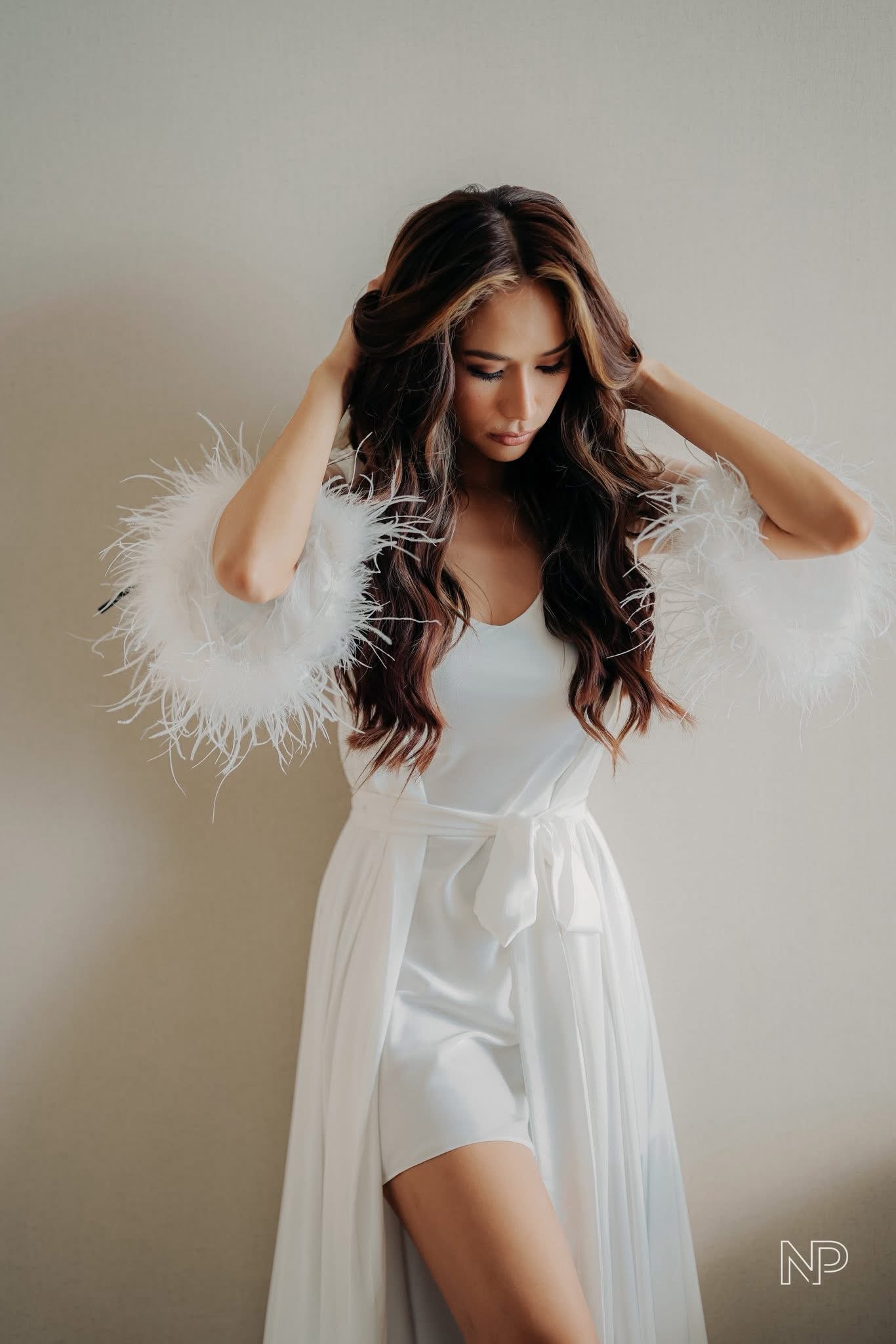 Evita Dressing Robe ( Boa Feathers )
