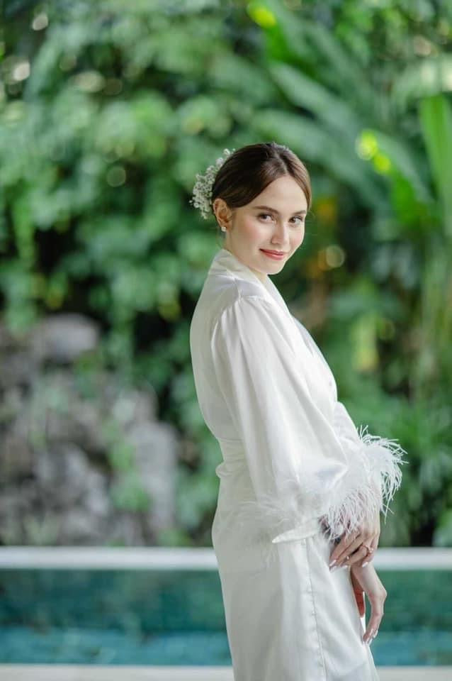 Luna  Robe ( local silk )