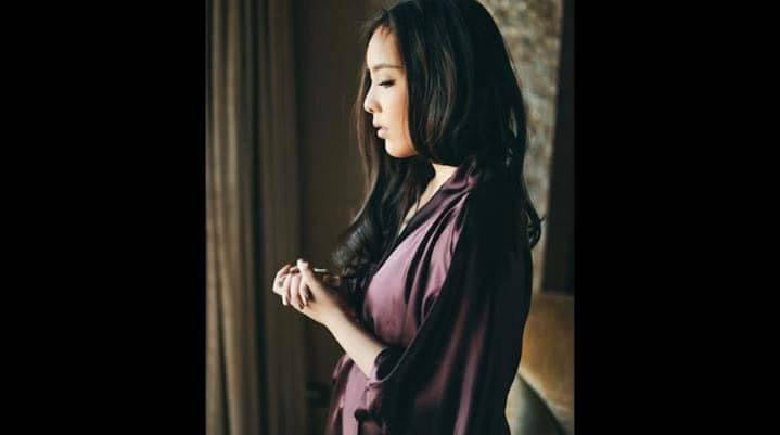 Elvira Robe ( local silk )